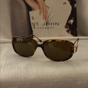St. John Tortoiseshell Sunglasses. S-521 TOR
